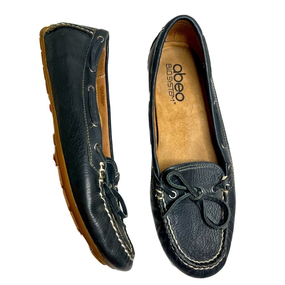 Abeo Marilee Leather Moccasin Flats size 6.5 Navy Blue